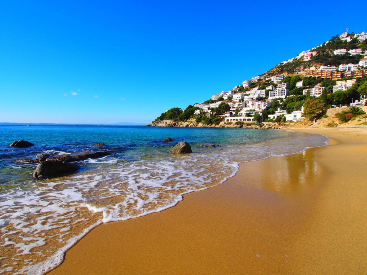 Apartment Platja De Roses-6 By Interhome Εξωτερικό φωτογραφία